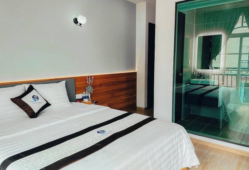 La Palma Hotel & Spa Sunset Town Phu Quoc