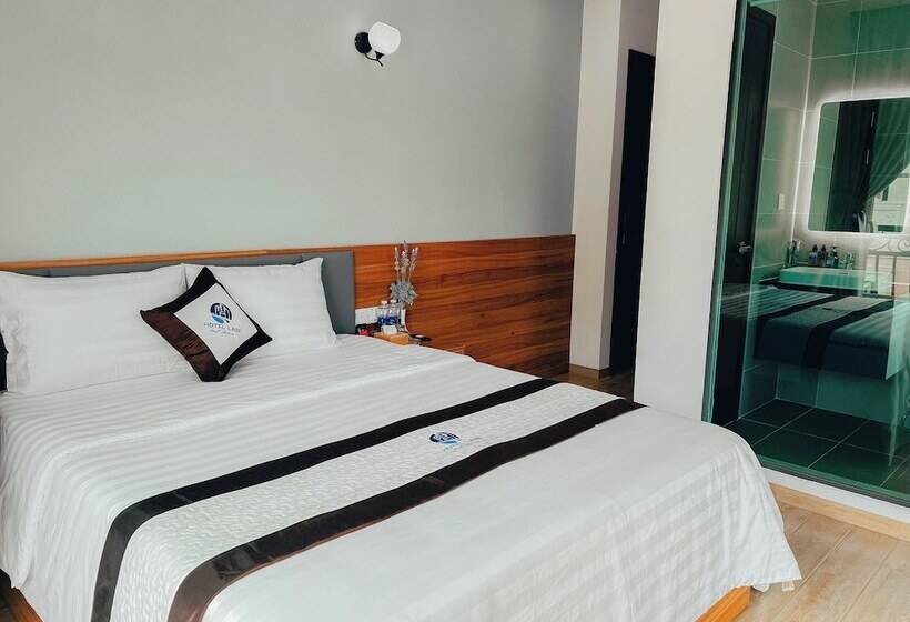 La Palma Hotel & Spa Sunset Town Phu Quoc