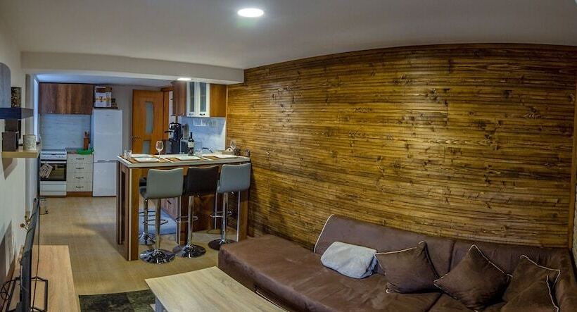 ペンション Guest House Viki