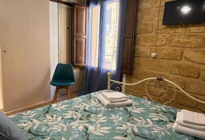 پانسیون Home Via Neve