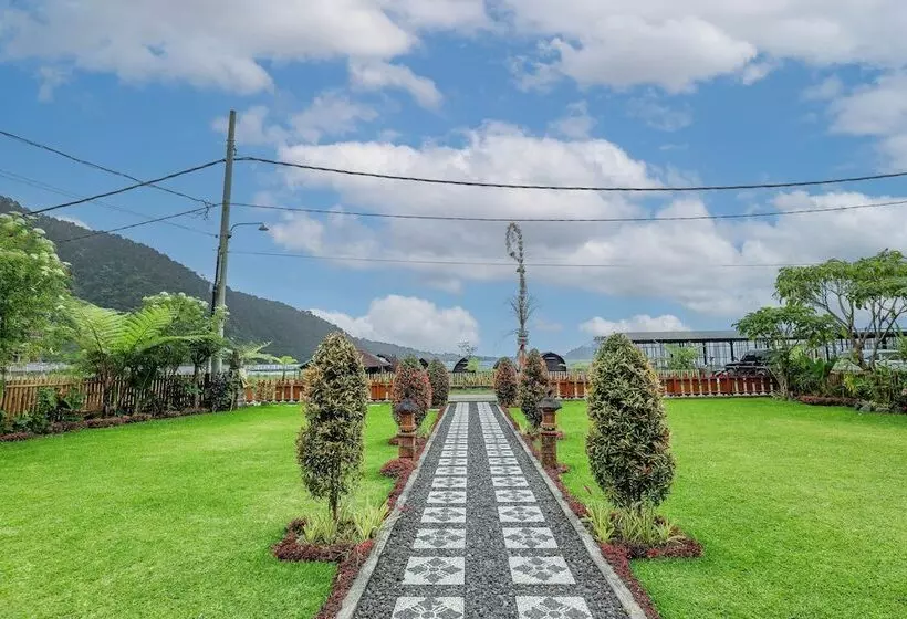 ペンション The Polumb Garden Bedugul