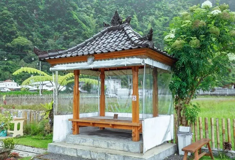 ペンション The Polumb Garden Bedugul