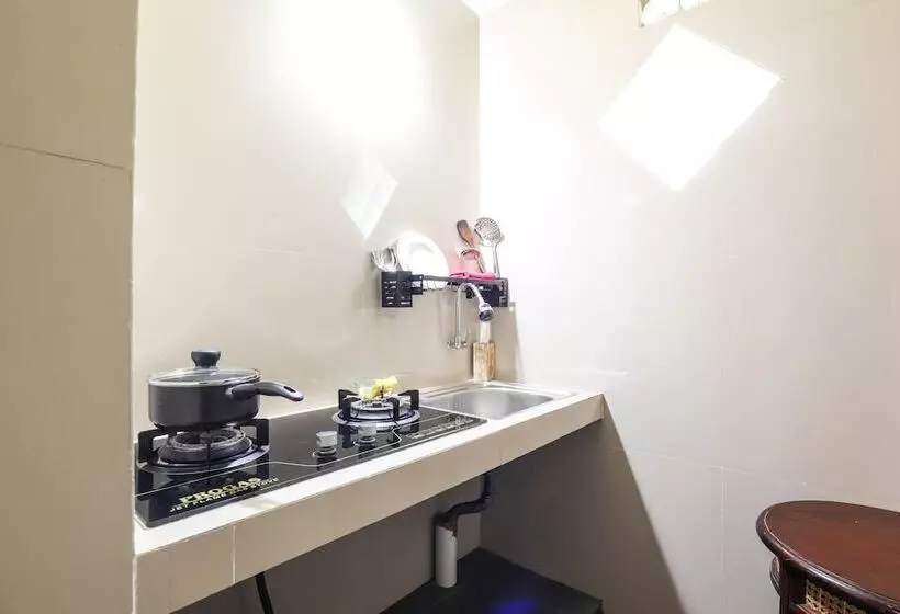 ペンション The Polumb Garden Bedugul