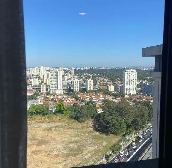 Quarto Em Hotel Pertinho Do Aeroporto De Congonhas   H2208