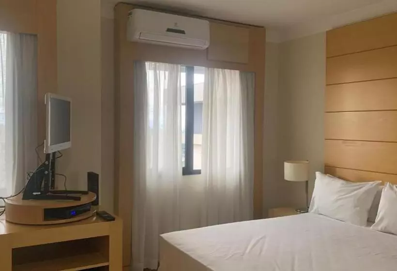 Quarto Em Hotel Pertinho Do Aeroporto De Congonhas   H2208