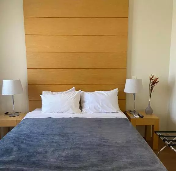 Quarto Em Hotel Pertinho Do Aeroporto De Congonhas   H2208