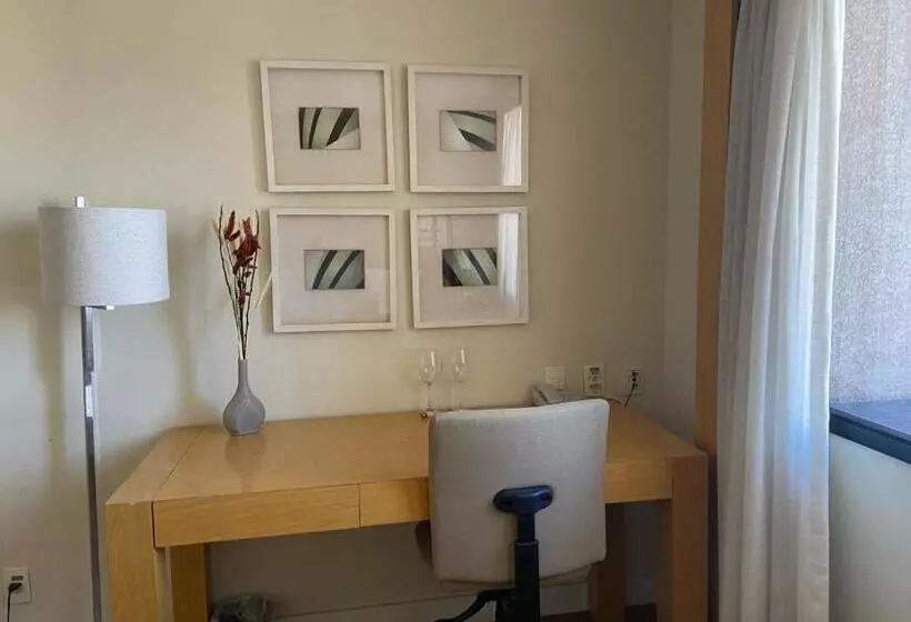 Quarto Em Hotel Pertinho Do Aeroporto De Congonhas   H2208