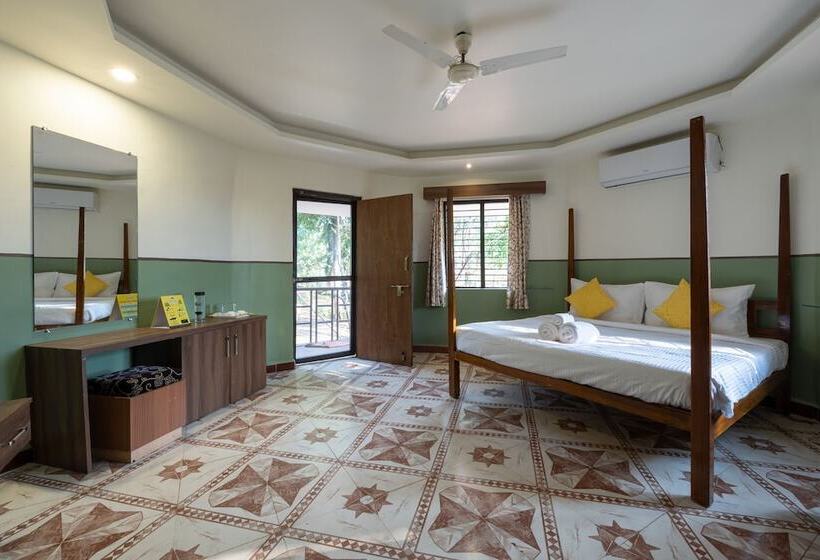 리조트 Avadale Tadoba   Stag Groups Not Allowed