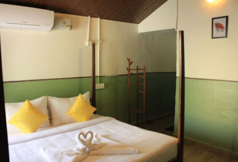 리조트 Avadale Tadoba   Stag Groups Not Allowed