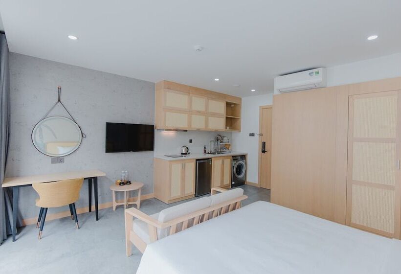 Shi House By Haviland