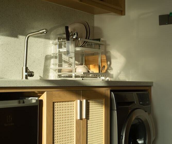 Shi House By Haviland