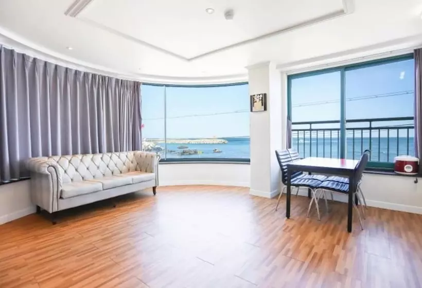 Donghae Cheonjabong Beach Pension
