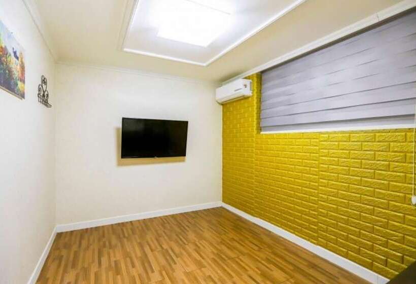 Donghae Cheonjabong Beach Pension