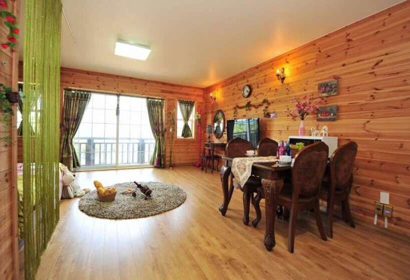 Gyeongju Ocean Tour Pension