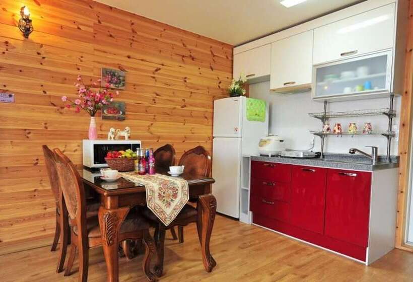 Gyeongju Ocean Tour Pension