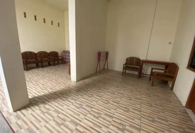 Hôtel Homestay Sutrisno