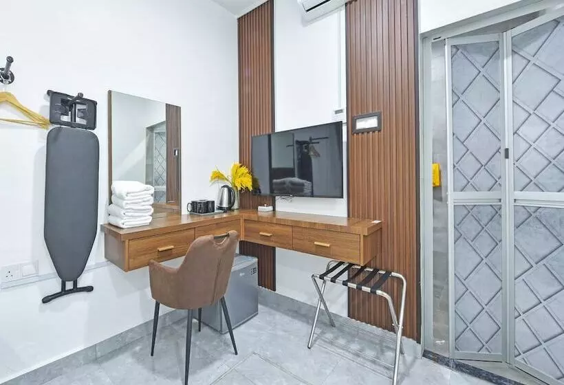 ホテル Capital O 90882 Padi