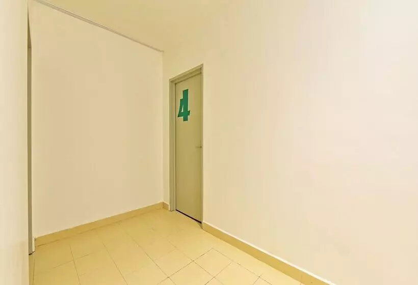 ホテル Capital O 90882 Padi