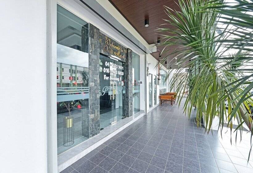 호텔 Capital O 90882 Padi