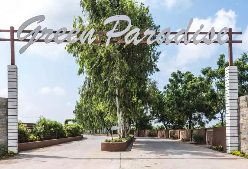 Hotelli Green Paradise