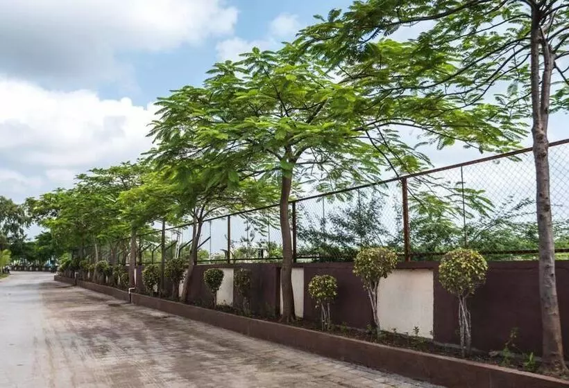 Hotelli Green Paradise