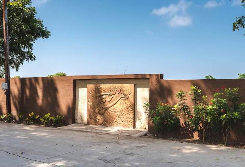 Hotel Green Paradise