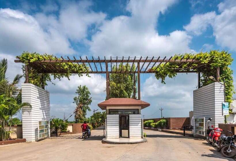 Hotel Green Paradise