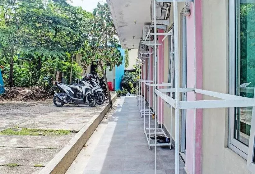 هتل Kost Ancacei By Oyo