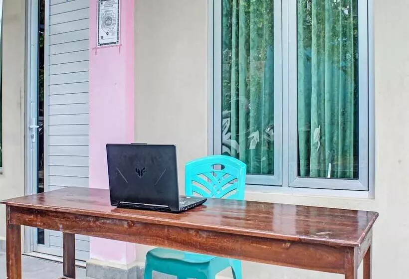 هتل Kost Ancacei By Oyo