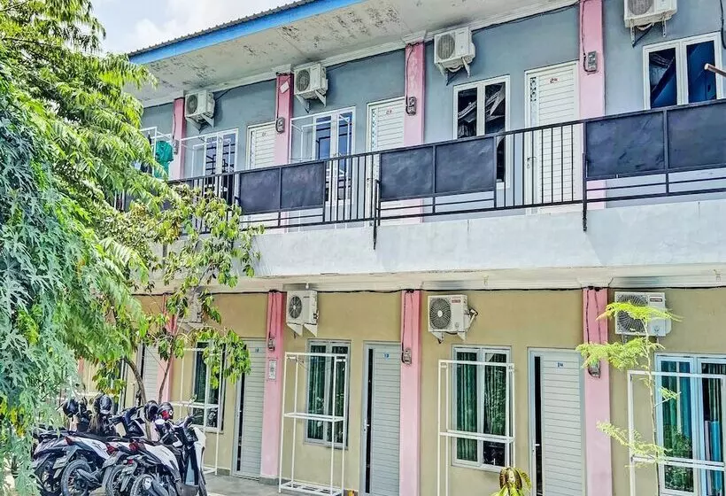 هتل Kost Ancacei By Oyo