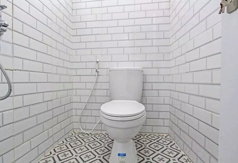 Hotelli Ndalem Pusponyidro By Reddoorz