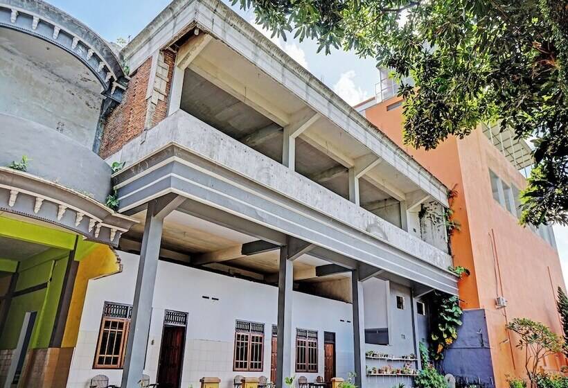 فندق Nusantara By Oyo