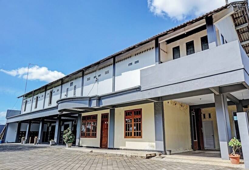 فندق Nusantara By Oyo