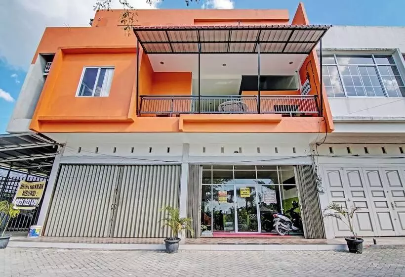 هتل Rosela House Syariah By Oyo