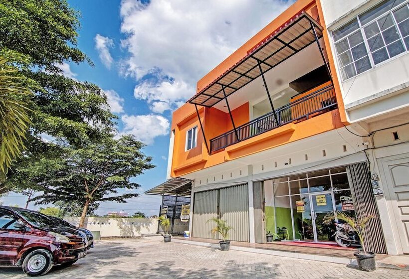 酒店 Rosela House Syariah By Oyo