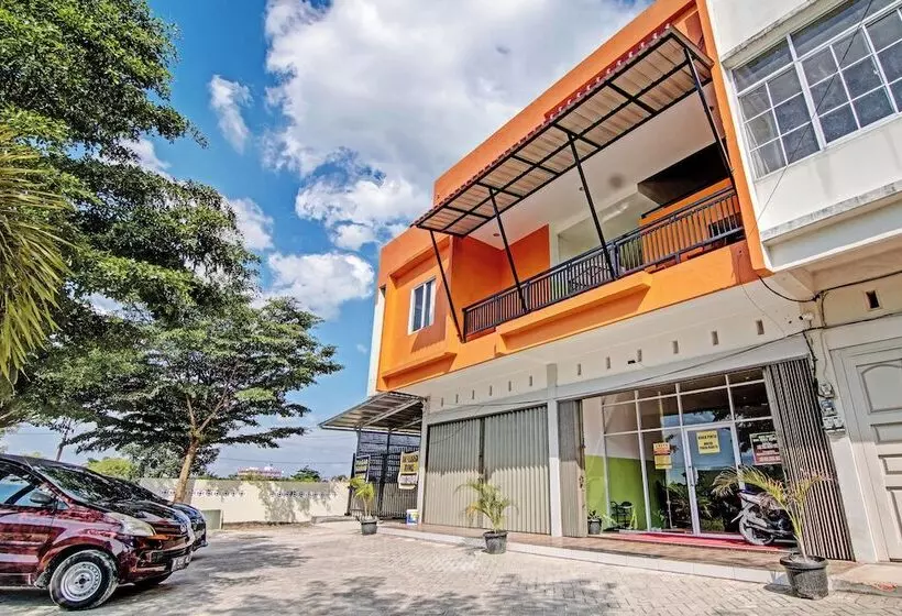 هتل Rosela House Syariah By Oyo