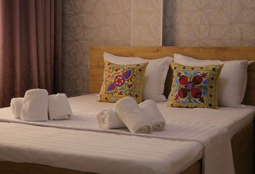 בית מלון כפרי Samarkand City Center