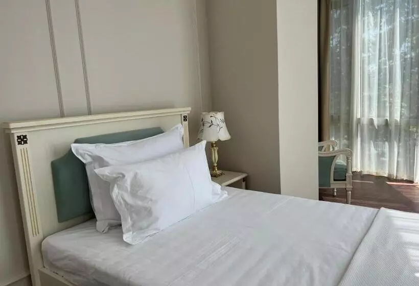 Sol Invictus Boutique Hotel Durres Albania