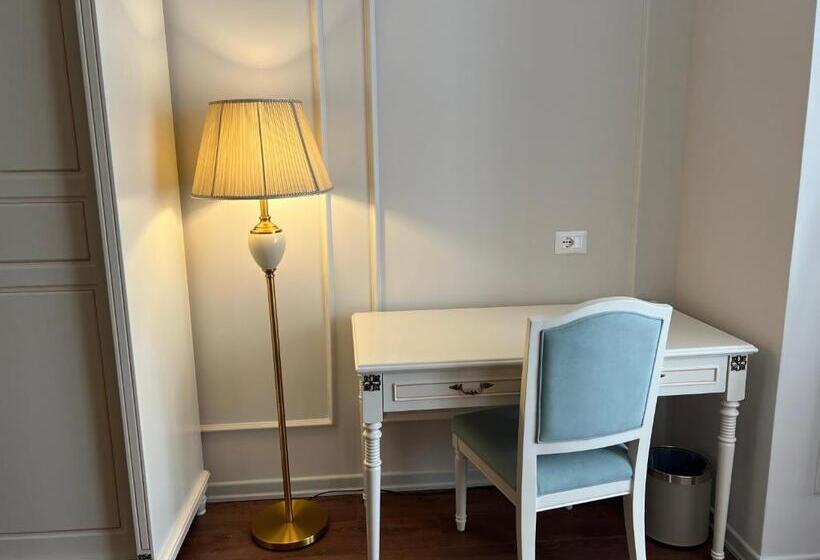 Sol Invictus Boutique Hotel Durres Albania