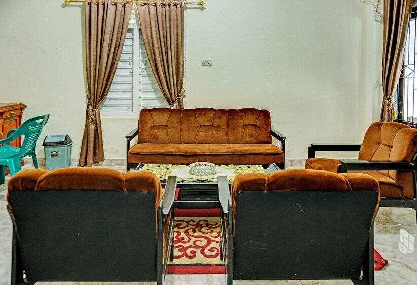 Отель Spot On 92392 Penginapan Vinccent22 Syariah