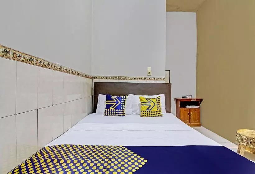 Hotelli Spot On 92732 Bagus Jaya