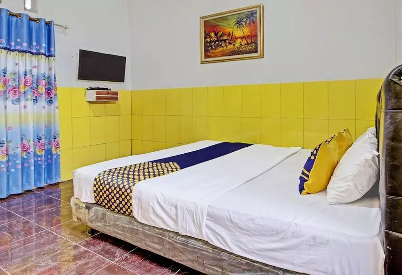 Hotelli Spot On 92732 Bagus Jaya