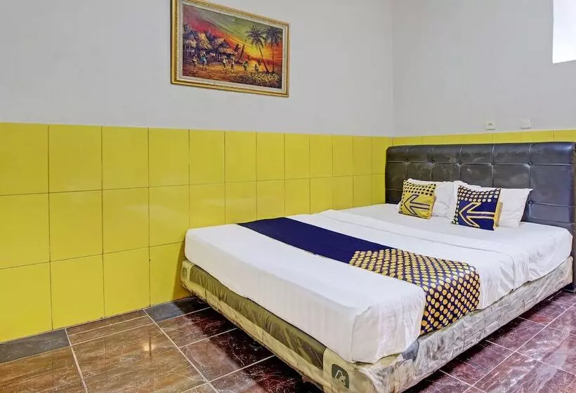 Hotelli Spot On 92732 Bagus Jaya