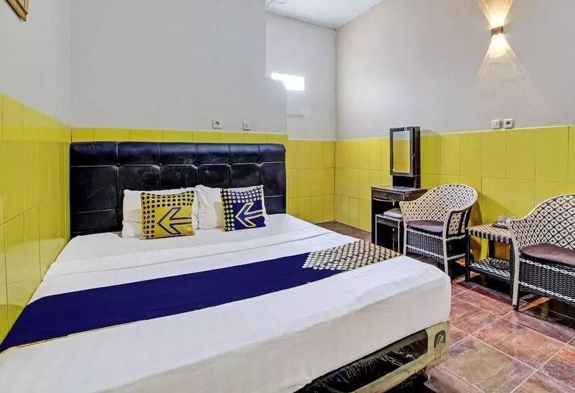 Hotelli Spot On 92732 Bagus Jaya