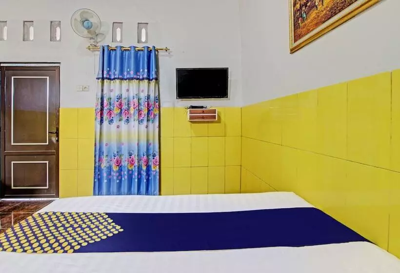 Hotelli Spot On 92732 Bagus Jaya