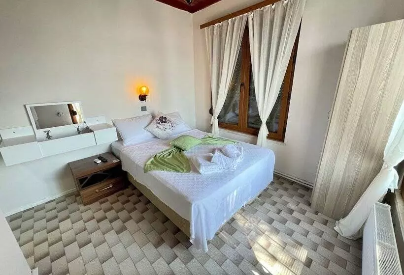 ホテル Villa Ece Pension