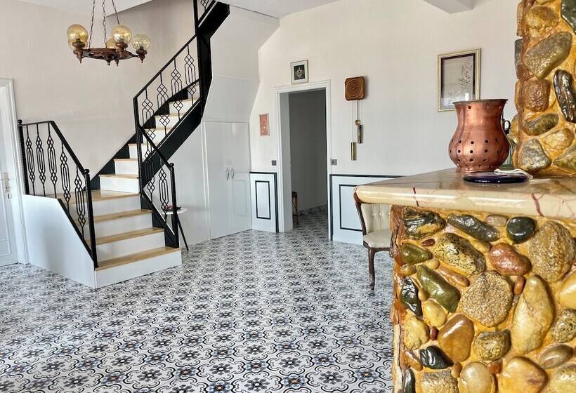 فندق Villa Ece Pension