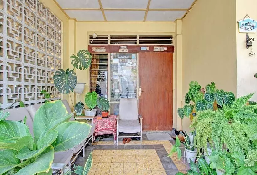 Hotelli Wiludjeng Guesthouse By Oyo