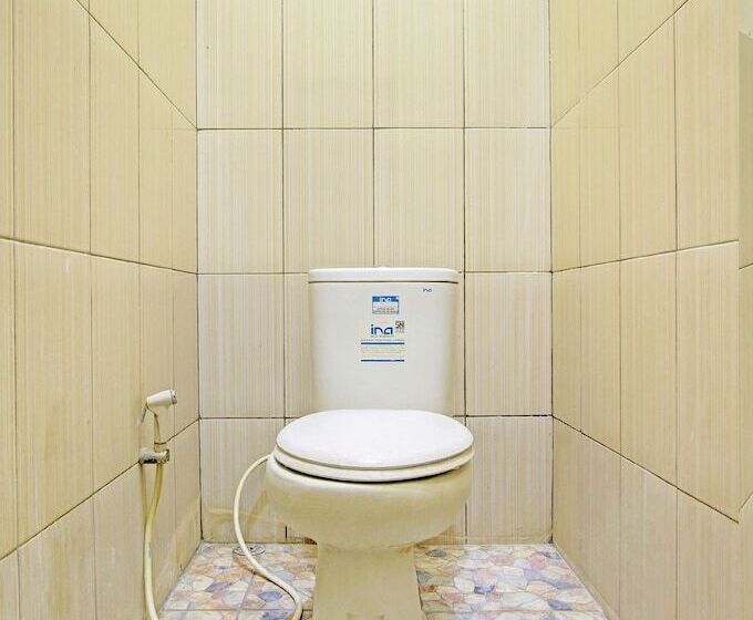 Hotel Wiludjeng Guesthouse By Oyo