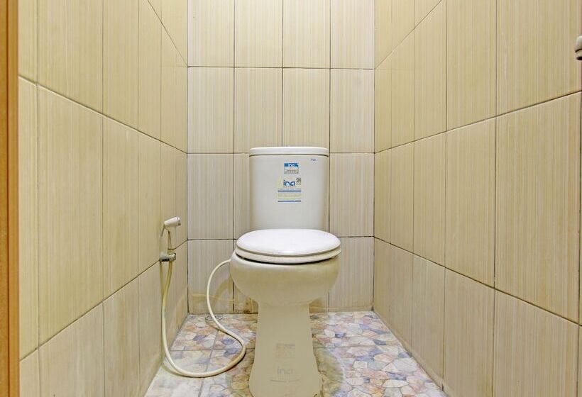 Hotel Wiludjeng Guesthouse By Oyo